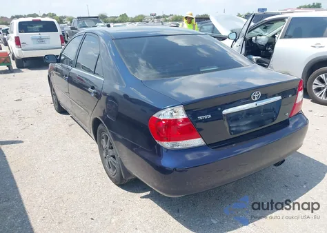 2004 Toyota Camry Xle V6 из США, поврежденный, VIN 4T1BF32K64U073701